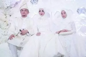 Dinikahi pengusaha tajir Malaysia, ini jumlah mas kawin Laudya C Bella