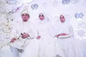 Ungkapan bahagia Engku Emran setelah sah jadi suami Bella, romantis