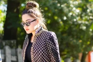 Jelang nikah, ini 15 foto transformasi Vicky Shu dari masa kanak-kanak