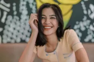 Ulang tahun ke-23 tak dirayakan, begini curhatan haru Mikha Tambayong