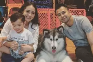 Unggah foto bareng anjing, Raffi dan Gigi tuai kecaman warganet