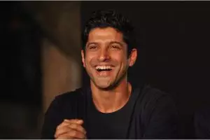 10 Transformasi peran di film ini bukti Farhan Akhtar aktor serba bisa