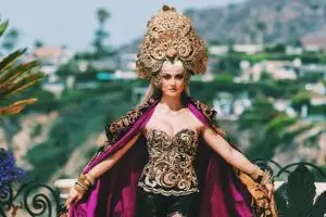 Agnez Mo unggah foto teaser pakai batik, begini komentar warganet