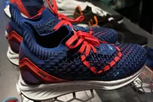 5 Gaya ikat tali sepatu ala Puma yang bikin kamu bugar sekaligus modis