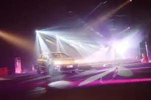 7 Sensasi mengendarai mobil yang paling bikin orang penasaran