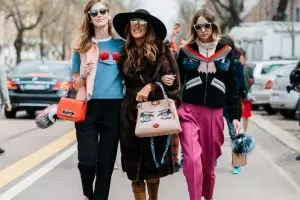 Selain jeans, 12 celana ini juga bikin tampilanmu jadi super chic