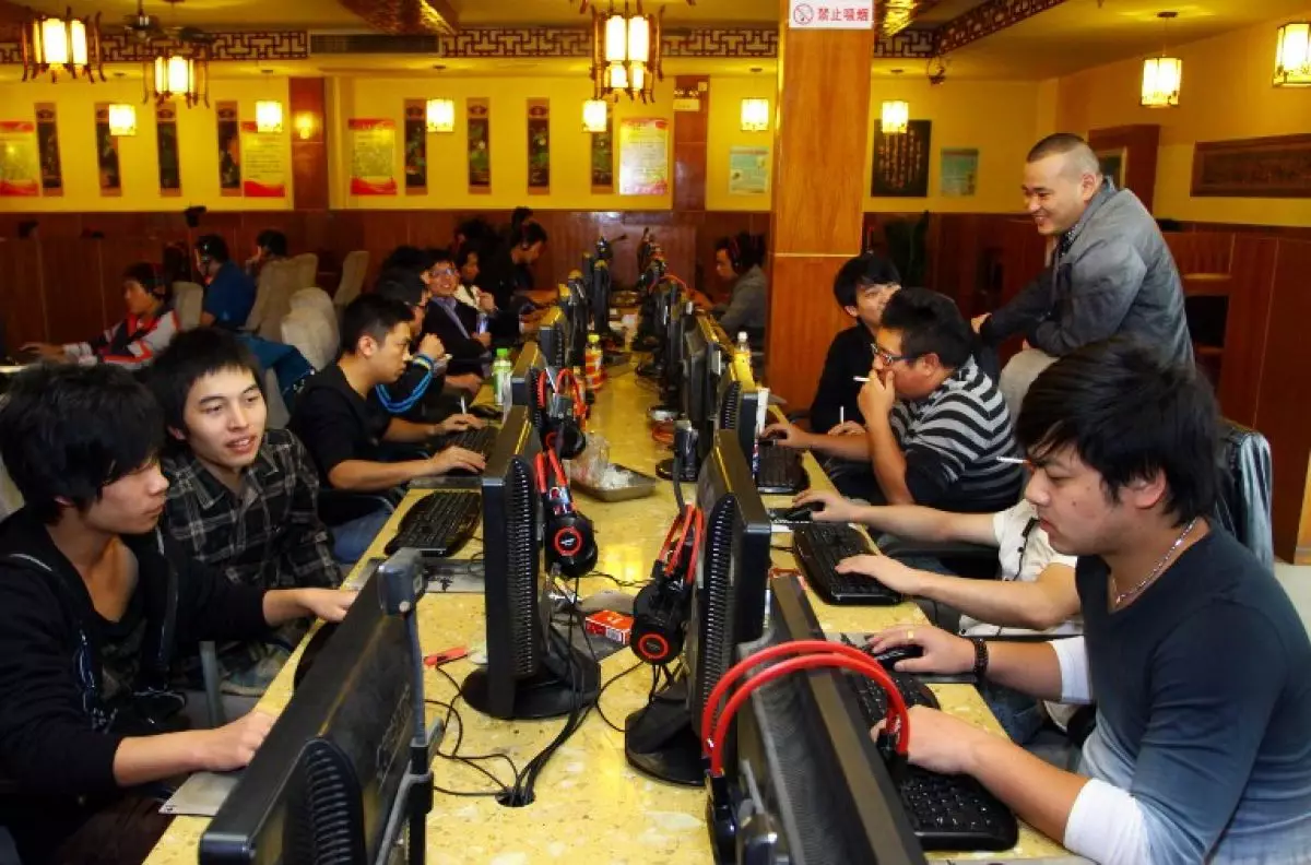 3 Hari nonstop main game online, mahasiswa ini stroke mendadak