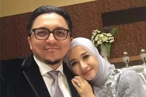 3 Seleb ini nyanyi di resepsi Laudya Bella, ada penyanyi asli Isabella