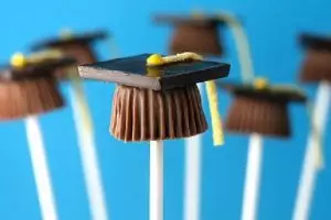 Pendidikan tinggi bukan alasan mendapatkan gaji besar, kenapa ya?