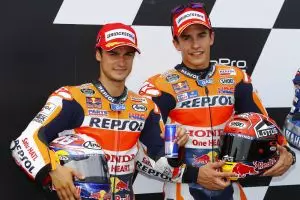 Ini tips berkendara motor yang aman menurut Marquez & Pedrosa