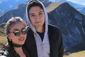 10 Gaya Kezia Toemion, cewek yang dilamar cucu Soeharto