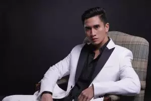 Video ciumannya jadi viral, Verrell Bramasta akhirnya buka suara