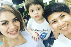 8 Momen akur Nikita Mirzani dan Evelyn sebelum berseteru, dekat banget