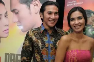 10 Artis cantik Indonesia ini adu akting dengan suaminya sendiri