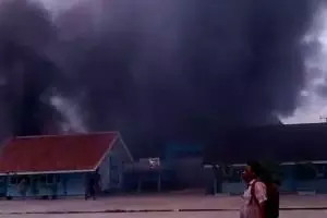 6 Potret kondisi saat dan usai kebakaran gudang petasan di Kosambi