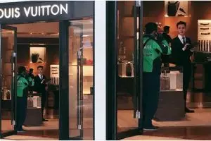 Driver ojol 'nyasar' ke gerai Louis Vuitton, 7 komentar ini kocak abis