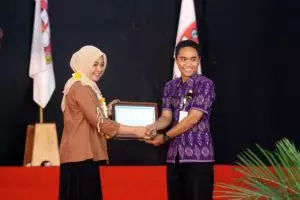 Pakai metode kelas digital, guru muda ini jadi 'mahaguru' di Bali