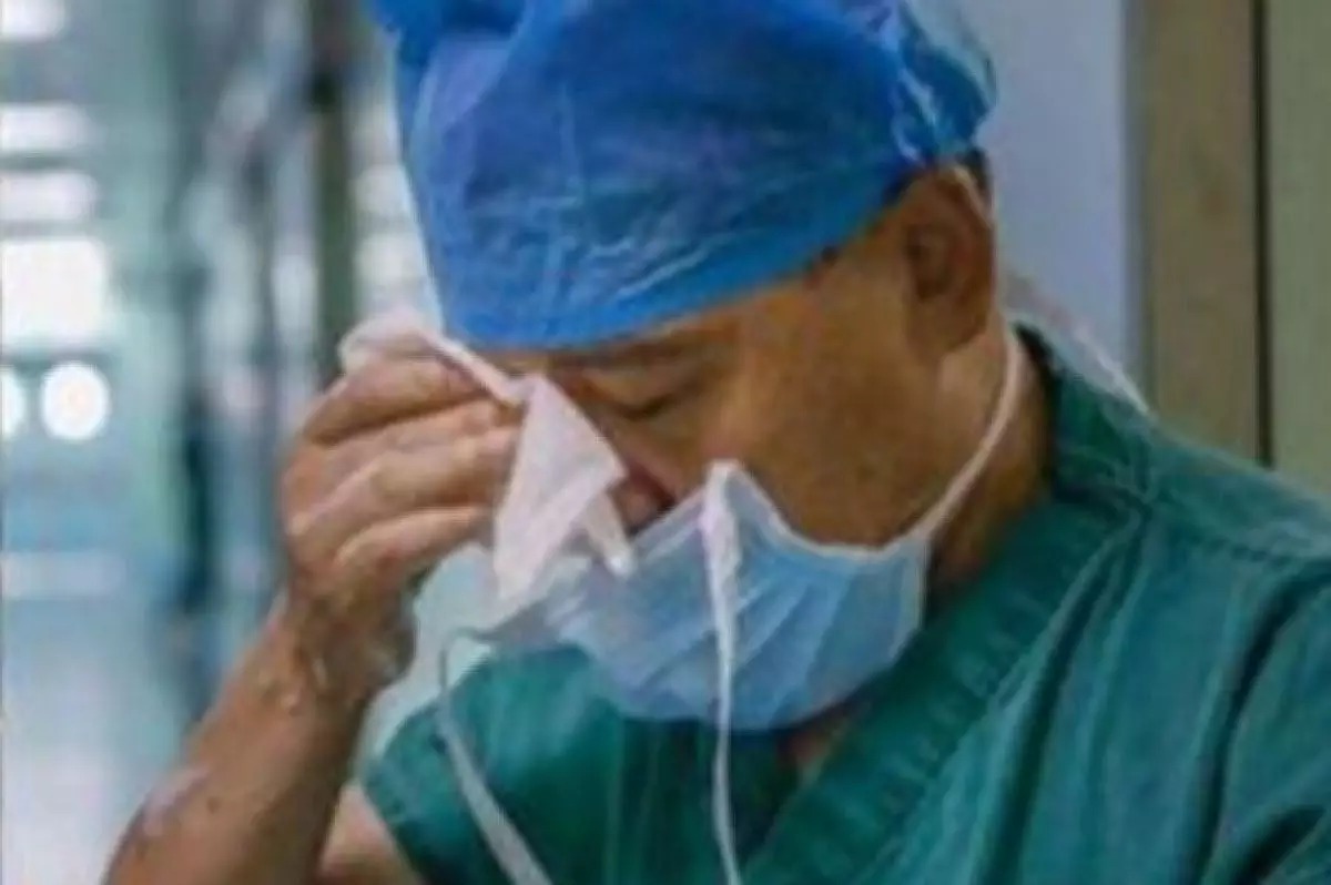 Kisah dokter tak dampingi ayahnya terakhir kali demi selamatkan pasien