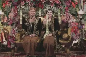 Ini ungkapan pertama Kahiyang setelah jadi istri Bobby, awas baper!