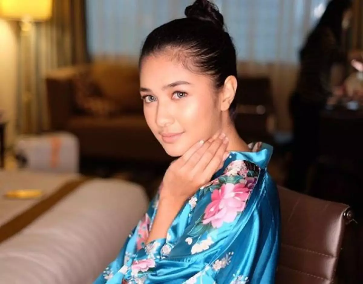 Dapat hadiah dari pebasket Mikha Tambayong bagi momen di Insta Stories