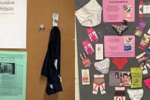 8 Celana dalam temuan ini dipajang di papan pengumuman, jijik banget