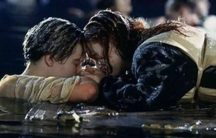 Terungkap, ini alasan sang sutradara mematikan Jack di film Titanic