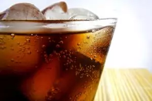 Tak melulu berdampak buruk, ini 6 manfaat soda yang perlu kamu tahu
