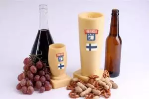 Unik, gelas wine ini terbuat dari keju dan harganya bikin melongo