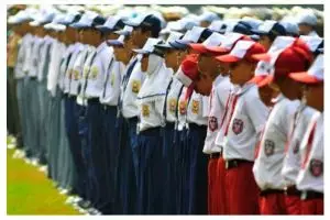 10 Kisah kocak guru di sekolah ini memorable banget