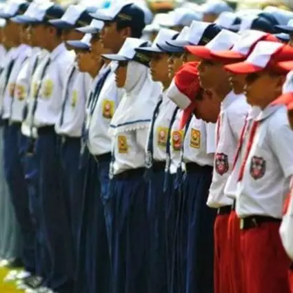 10 Kisah kocak guru di sekolah ini memorable banget