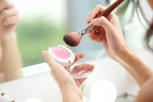 Tampil lebih colorful, ini 5 blush on terbaik di bawah Rp 100 ribu 