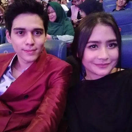 Maxime Bouttier kirim gombalan, begini respons Prilly Latuconsina