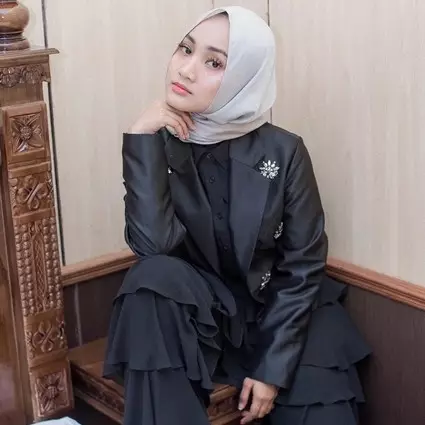 8 Gaya fashion terbaru Fatin Shidqia, makin tampak anggun dan dewasa