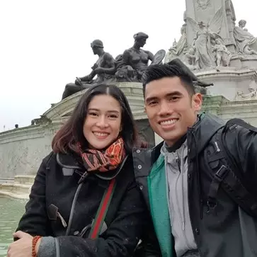 8 Momen Dian Sastro &amp; keluarga liburan ke Eropa, harmonis banget