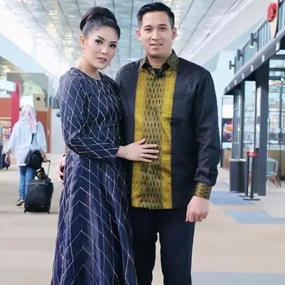 Diminta jaga suami dari pelakor, jawaban Nindy Ayunda ini bikin adem