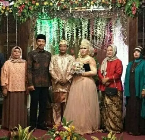 5 Momen Jokowi hadiri pernikahan anak pengurus rusa Istana Bogor 