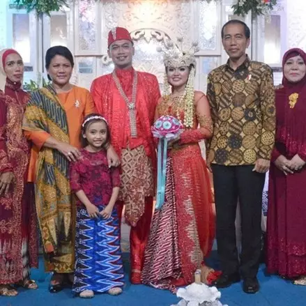 3 Pernikahan orang biasa ini dihadiri Presiden Jokowi &amp; Ibu Negara