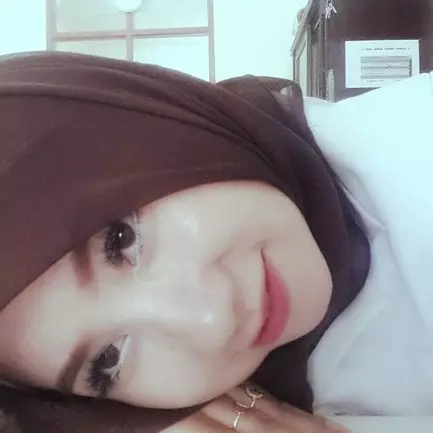 7 Gaya Upiak Isil, pelantun lagu Tak Tun Tuang yang viral