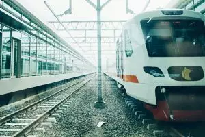 8 Foto kereta bandara yang baru diresmikan Jokowi, ini tarifnya