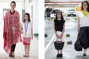 10 Gaya kompak Novita Angie dan putrinya, bisa kamu tiru sama mama nih