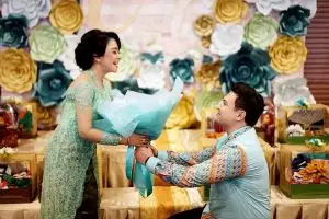 Resmi tunangan, ini 10 potret bahagia Chikita Meidy dan Indra Adhitya