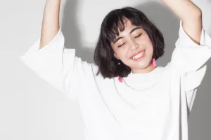 7 Inspirasi gaya rambut ala Evita Nuh buat kamu yang berambut pendek