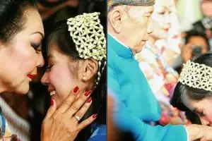 7 Momen siraman Ardina Rasti jelang pernikahan, penuh haru