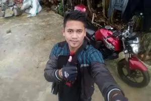 Hebat, cuma posting video di media sosial Anjas bisa beli motor sport