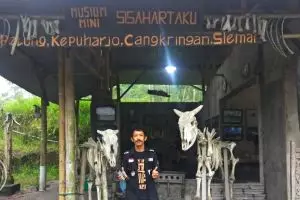 Kisah Sriyanto, korban letusan Merapi 2010 yang memuseumkan hartanya