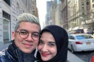 Tak hanya harmonis, 5 pasangan seleb ini sukses bangun kerajaan bisnis