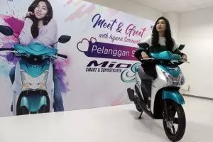 5 Alasan Isyana lebih memilih skutik keren ini, apa saja ya? 