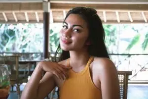 Usia belasan, artis-artis cantik ini sudah tampil di majalah dewasa