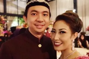 Berharap seromantis Dilan-Milea, postingan Ayu Dewi malah bikin ngakak
