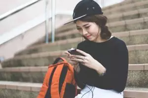 HP ini fiturnya setara iPhone 6 Plus tapi harga cuma Rp 2 jutaan